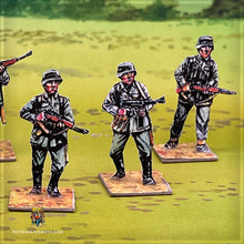 Load image into Gallery viewer, WW2 Normandy '44 Airborne Troops and Resistance 28mm